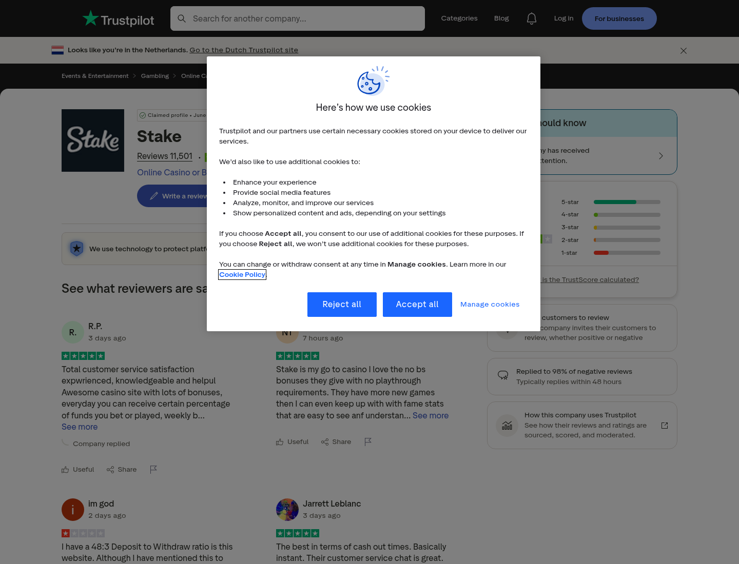 Capture halaman konteks ulasan pengguna untuk stake.com